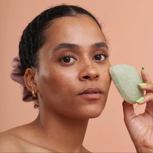 BKIND Cleansing Konjac Sponge Antioxidant Green Tea